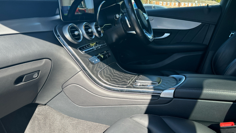 Mercedes-Benz GLC Coupe GLC 220d 4Matic AMG Line Premium 5dr 9G-Tronic Diesel Estate